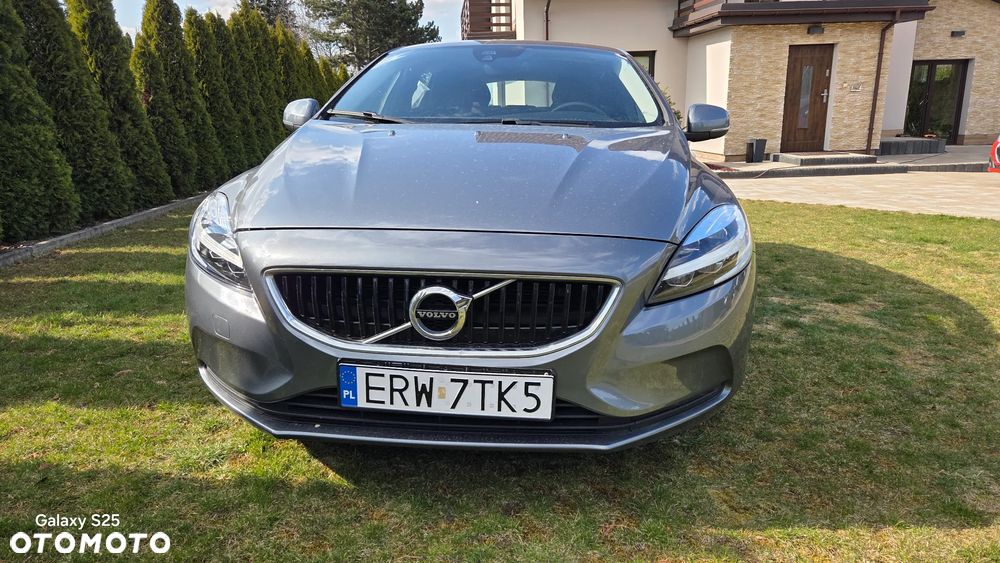 Volvo V40 D2 - 2