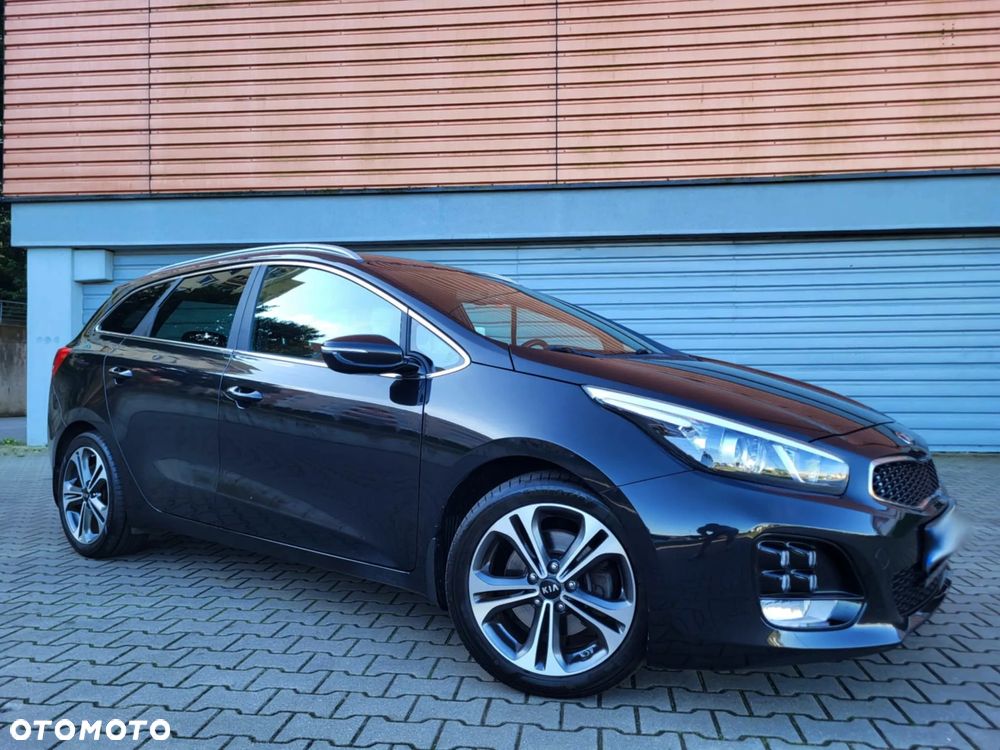 Kia Ceed 1.6 CRDi 136 ISG SW GT Line - 1