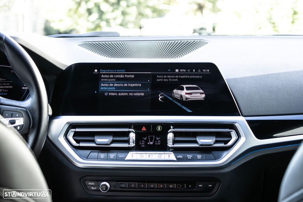 BMW 320 e Line Sport Auto - 37