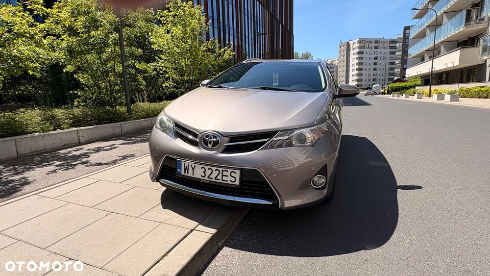 Toyota Auris 1.6 Premium Comfort - 7