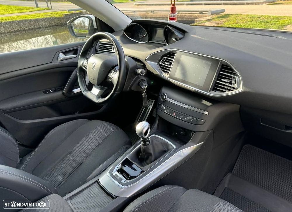 Peugeot 308 1.5 BlueHDi Allure Pack - 5