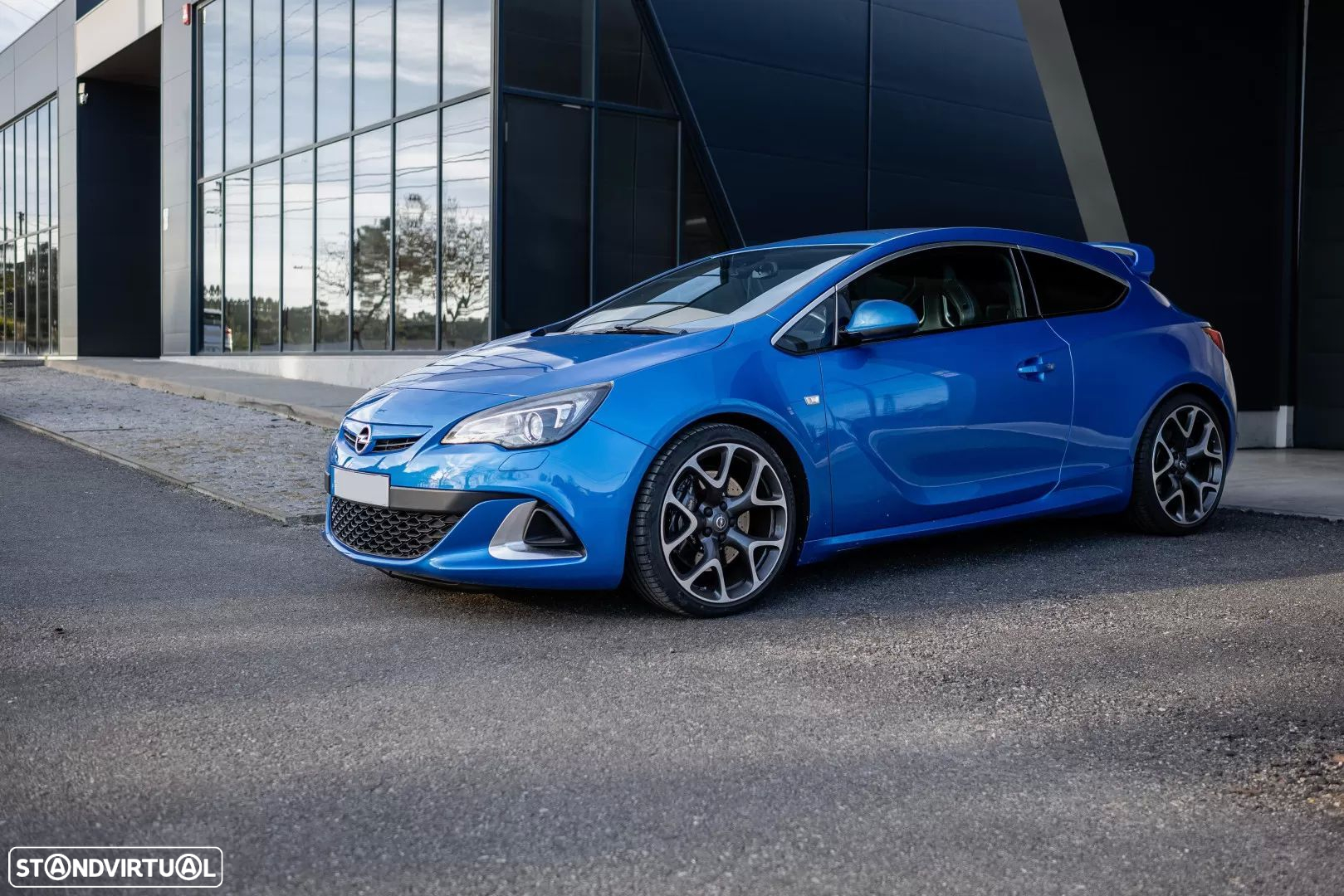 Opel Astra GTC OPC 2.0 T - 9