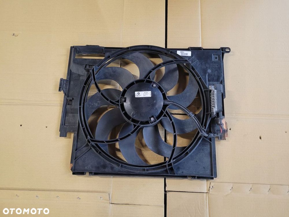 BMW F20 WENTYLATOR 7600557 - 2