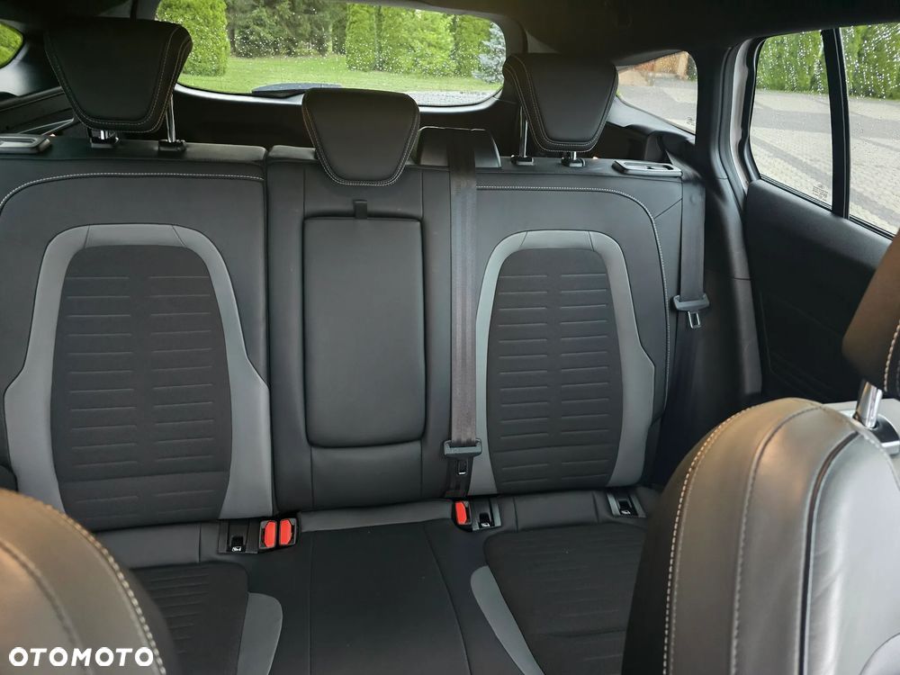 Ford Focus SW 2.0 EcoBlue ST - 9