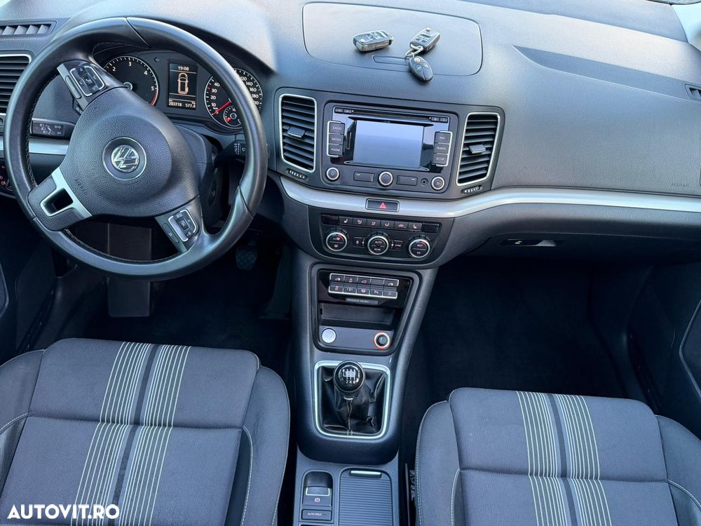 Volkswagen Sharan 2.0 TDI 4MOTION BlueMotion Technology Highline - 2