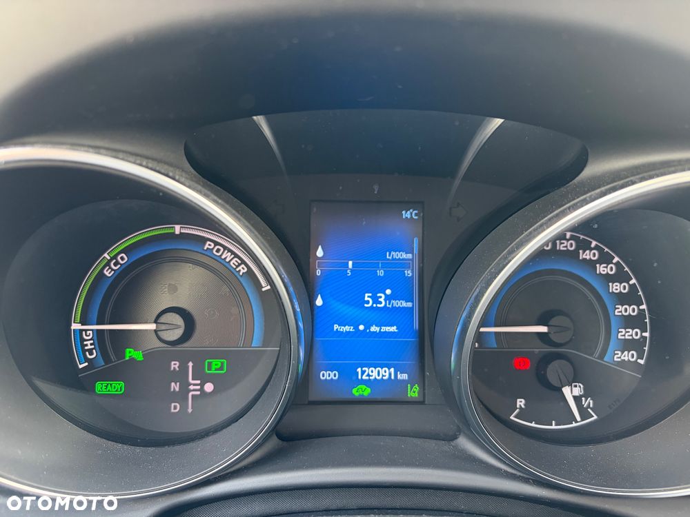 Toyota Auris Hybrid 135 Selection - 24