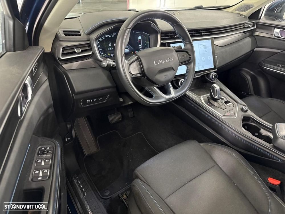 Lynk & Co 01 - 3