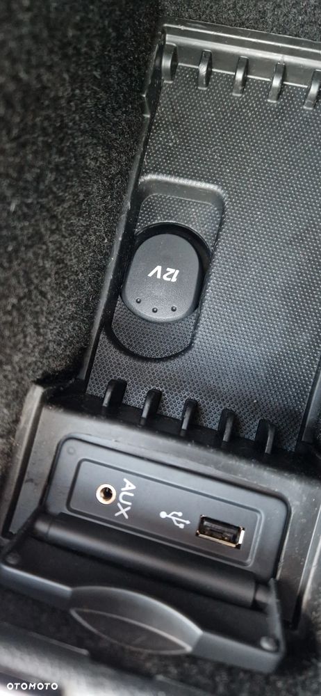 Renault Laguna 3.0 dCi V6 Initiale - 27