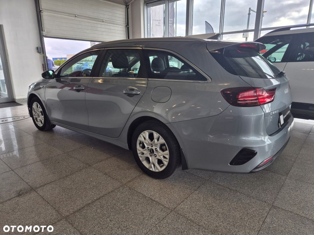 Kia Ceed 1.5 T-GDI M - 12