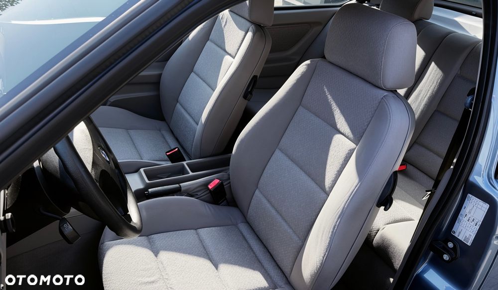 BMW Seria 3 - 11