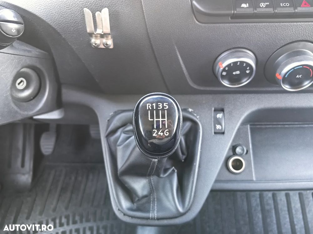 Renault 17 mc FURGON ROTI DUBLE - 18