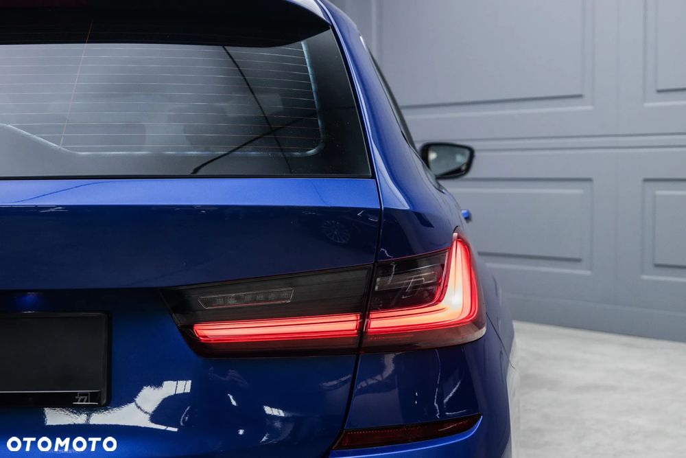 BMW Seria 3 320d xDrive M Sport sport - 13