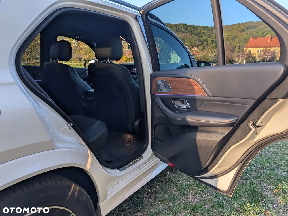 Mercedes-Benz GLE - 13
