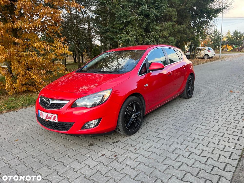 Opel Astra 1.4 Turbo 150 Jahre - 1