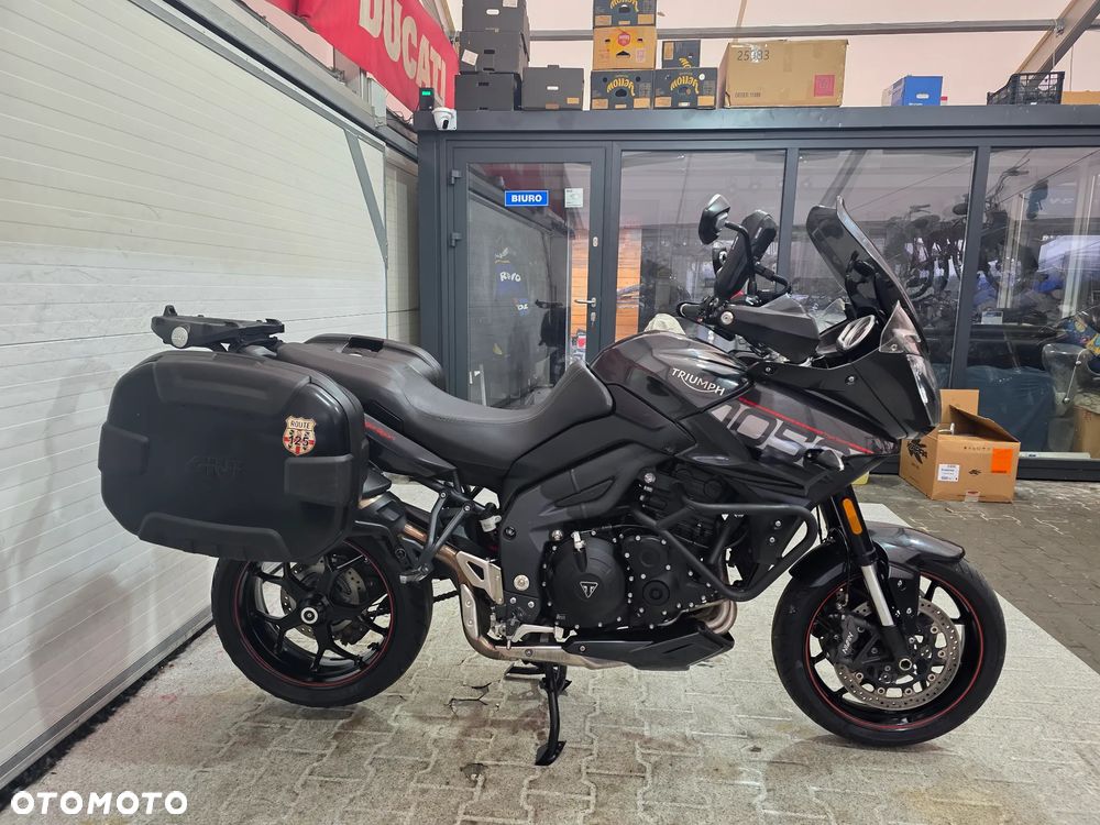 Triumph Tiger - 9