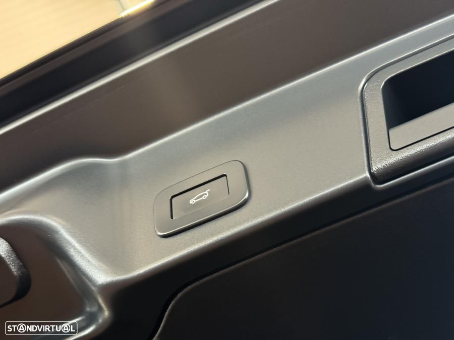 Land Rover Range Rover Evoque P300e R-Dynamic - 53