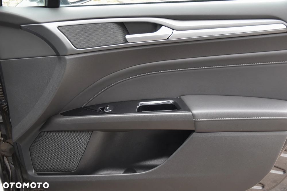 Ford Mondeo 2.0 TDCi Bi-Turbo PowerShift-Aut Titanium - 23