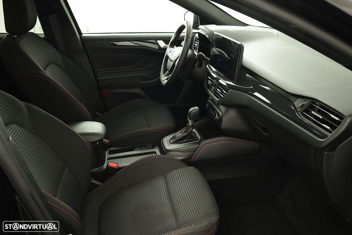 Ford Focus - 21