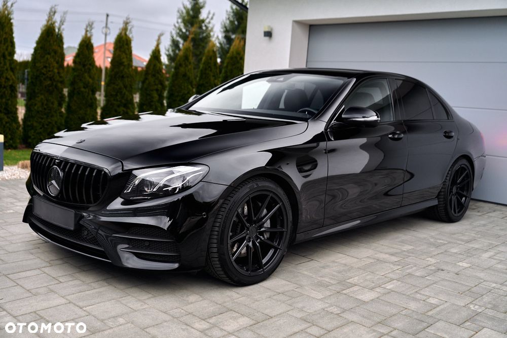 Mercedes-Benz Klasa E 220 d 4-Matic AMG - 10