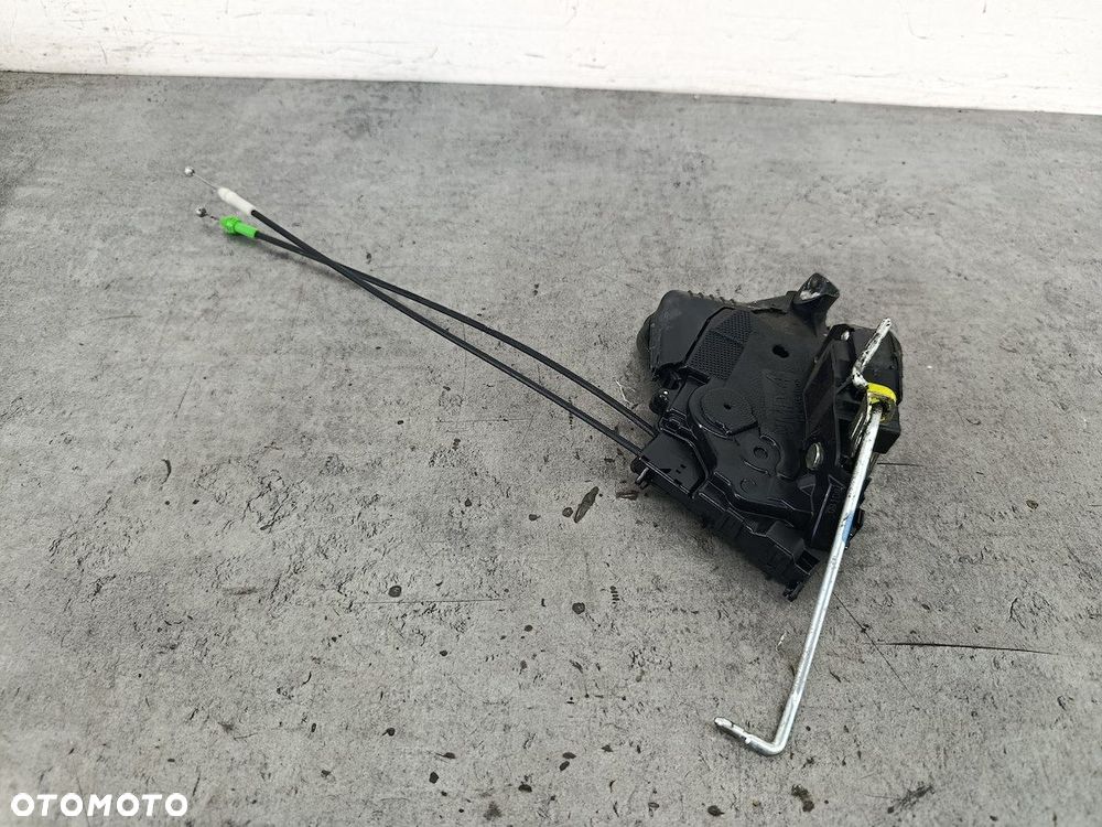 ZAMEK DRZWI LEWY PRZÓD TOYOTA YARIS II - 1