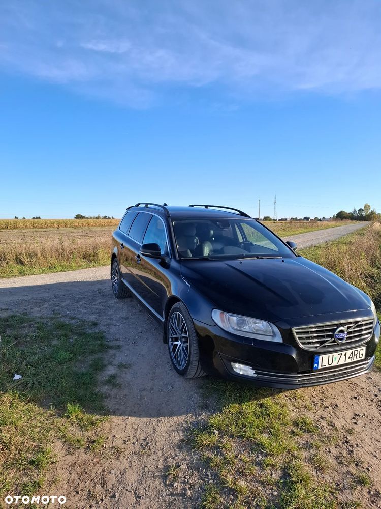 Volvo V70 2014 photo 2