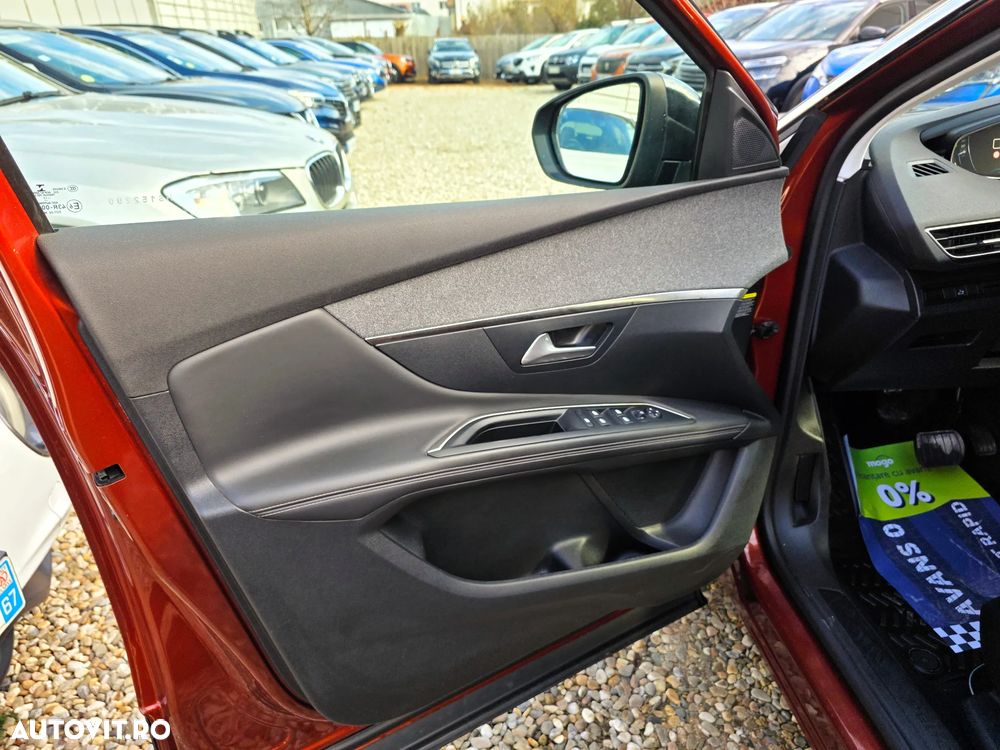 Peugeot 3008 THP 165 EAT6 Stop & Start Allure - 22