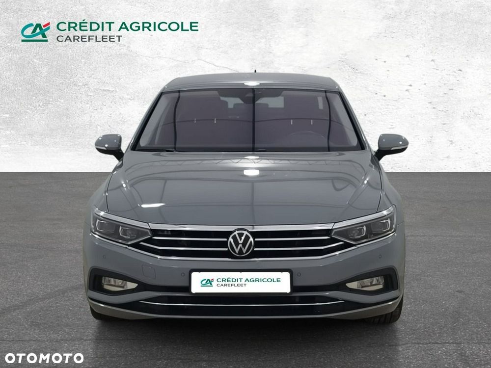 Volkswagen Passat - 3