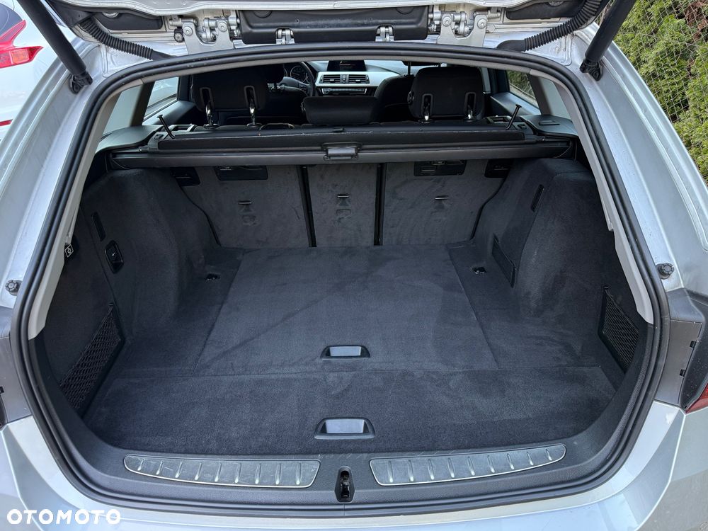 BMW Seria 3 318i Advantage - 16