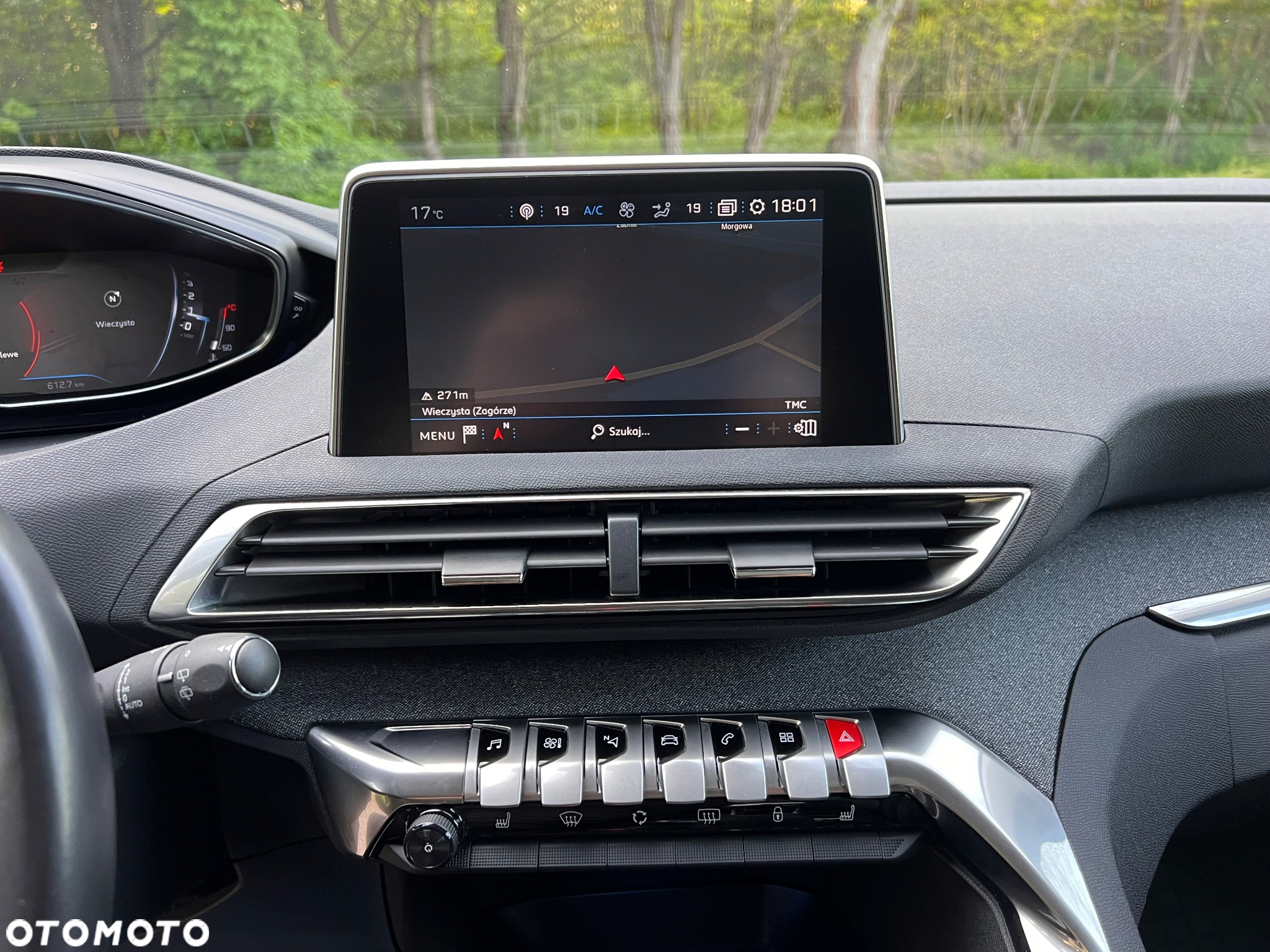 Peugeot 5008 1.5 BlueHDi Allure S&S - 30