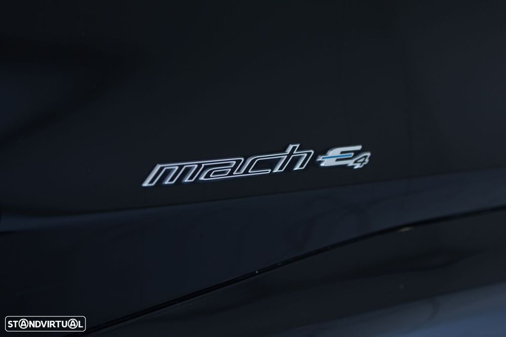 Ford Mustang Mach-E Standard AWD - 14