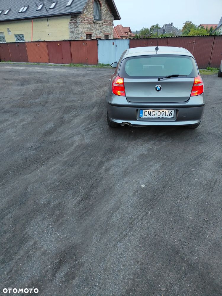 BMW Seria 1 116i - 3