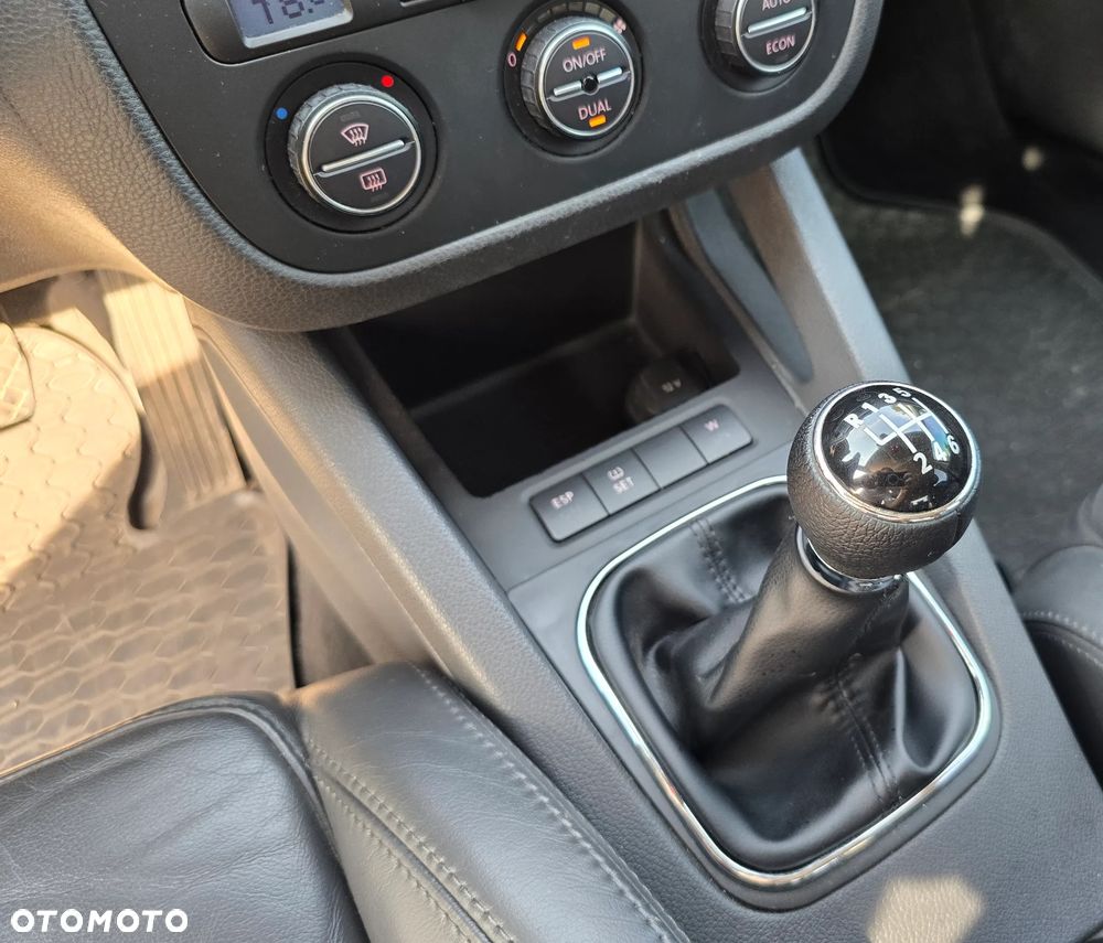 Volkswagen Golf 2.0 TDI DPF GT Sport - 13