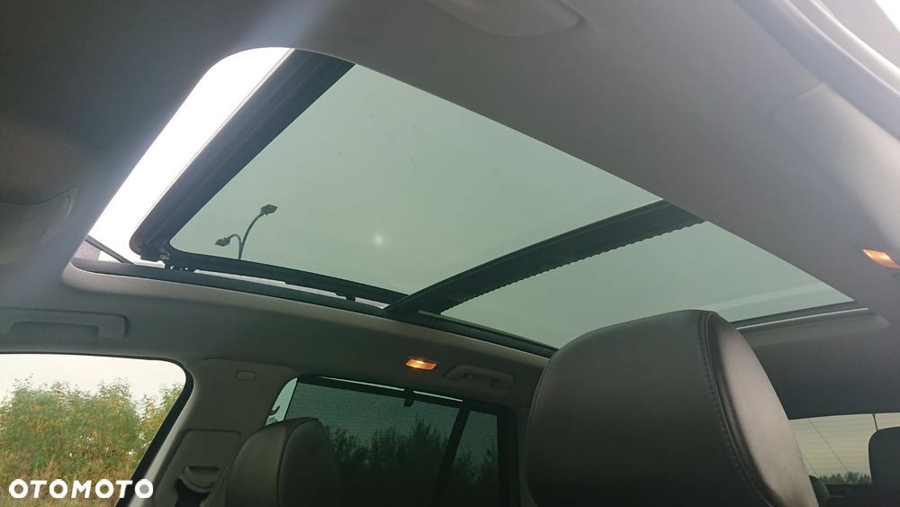 Skoda Superb 2.0 TDI 4x4 L&K DSG - 17