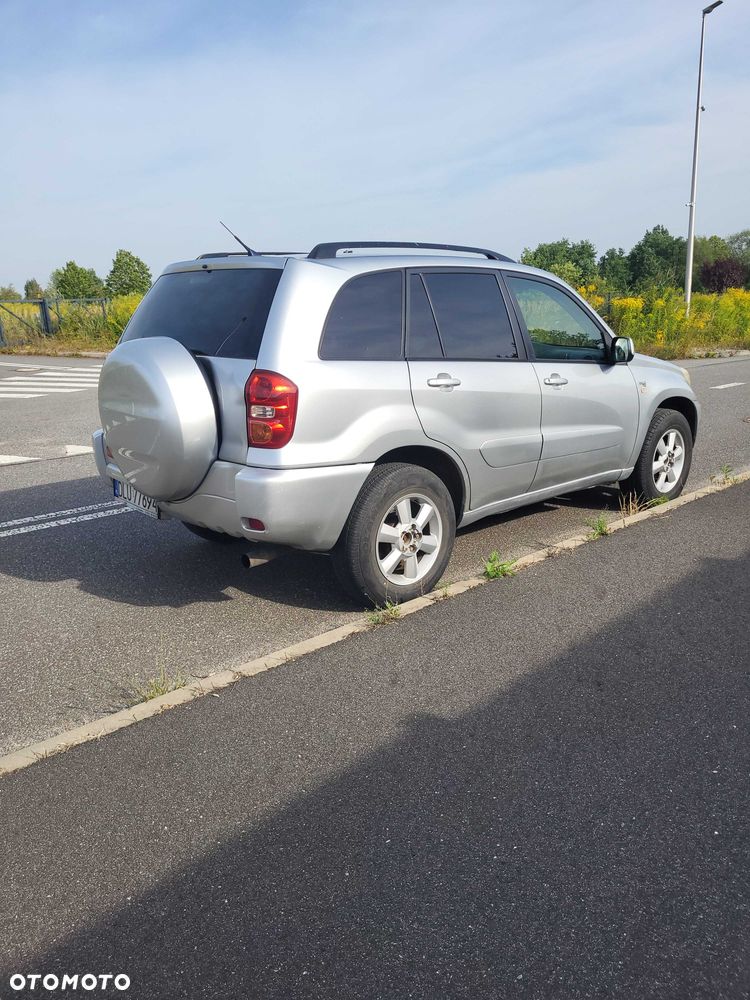 Toyota RAV4 - 3