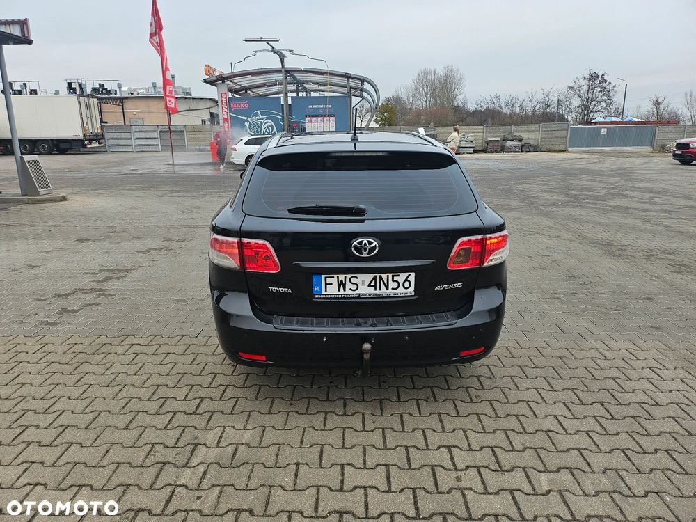 Toyota Avensis 1.8 Sol - 7