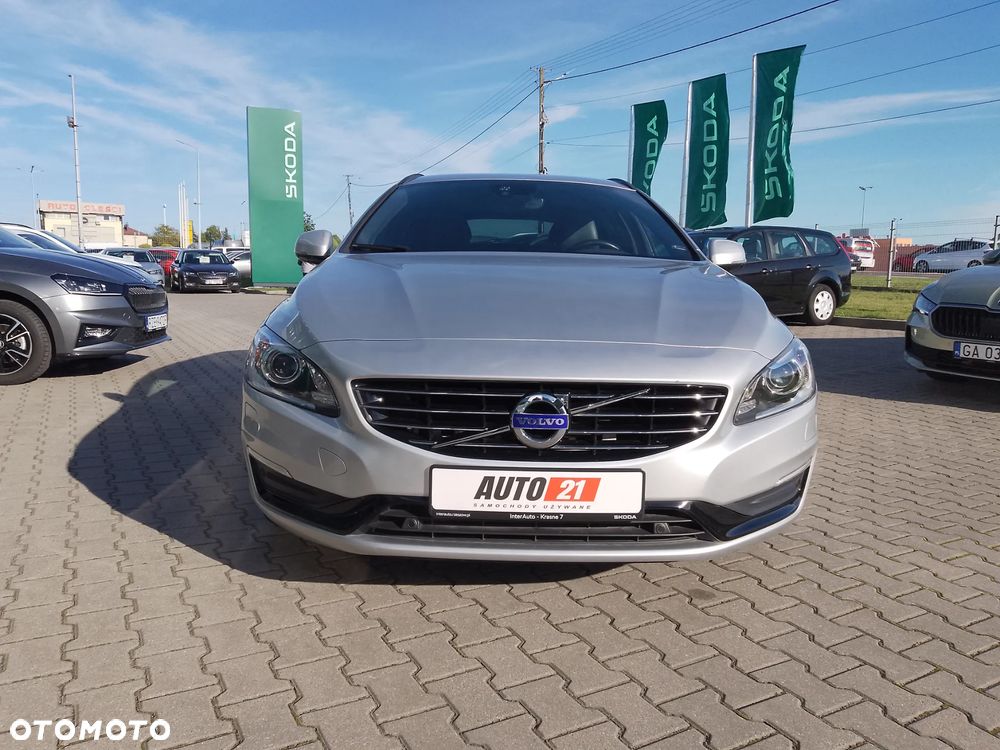Volvo V60 D3 Geartronic Kinetic - 2