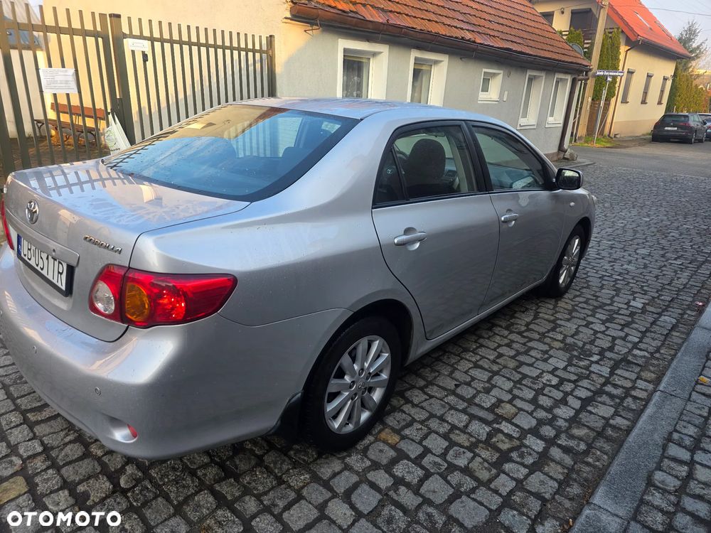 Toyota Corolla 1.6 2010 - 3