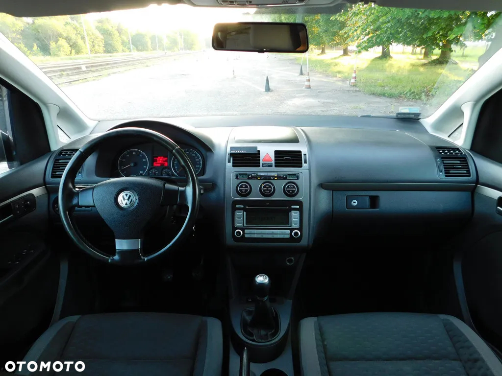 Volkswagen Touran 1.6 Trendline - 8