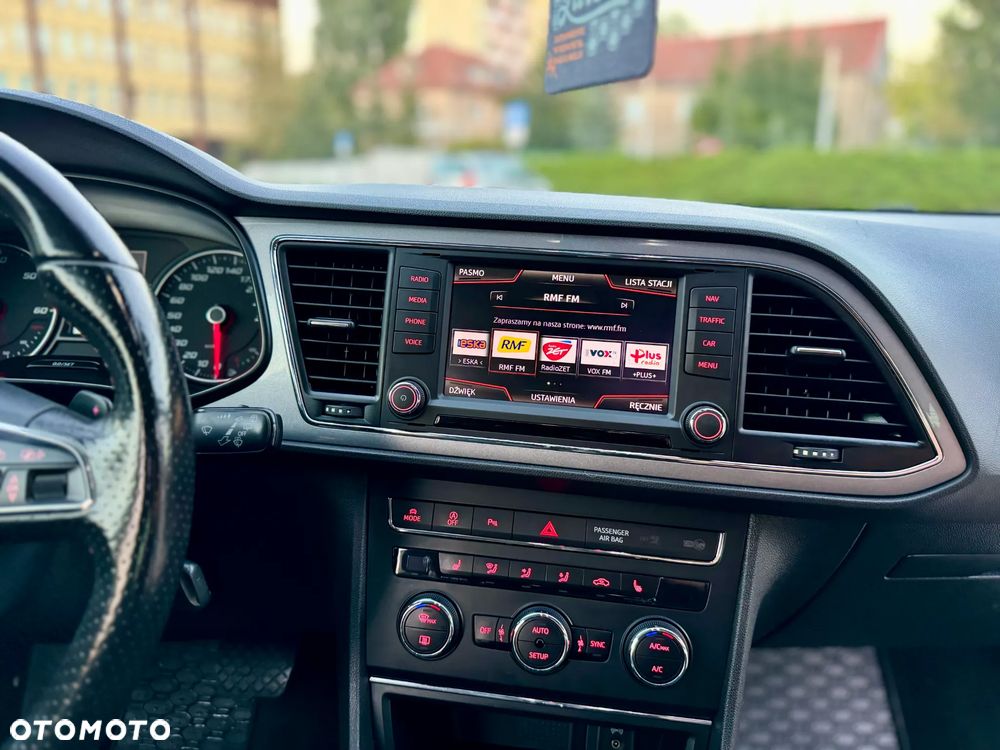 Seat Leon 2.0 TDI DPF Start&Stop DSG FR - 14