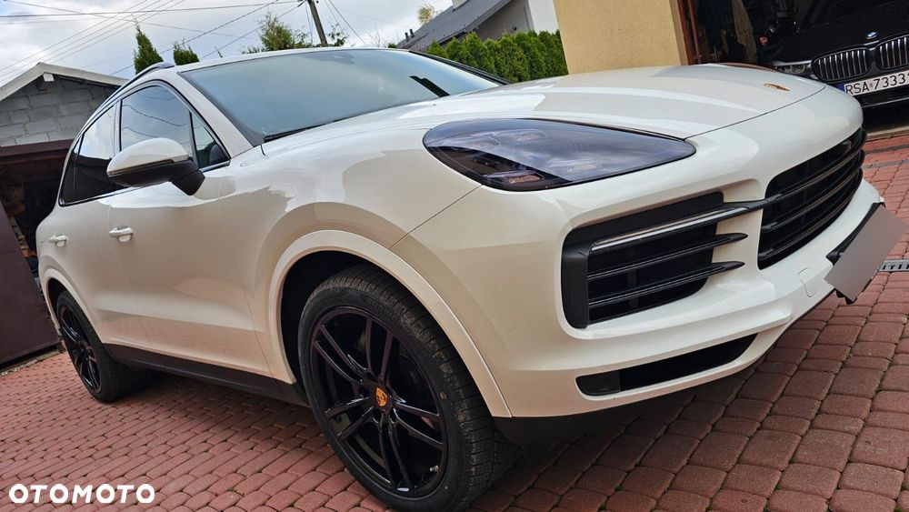 Porsche Cayenne - 8