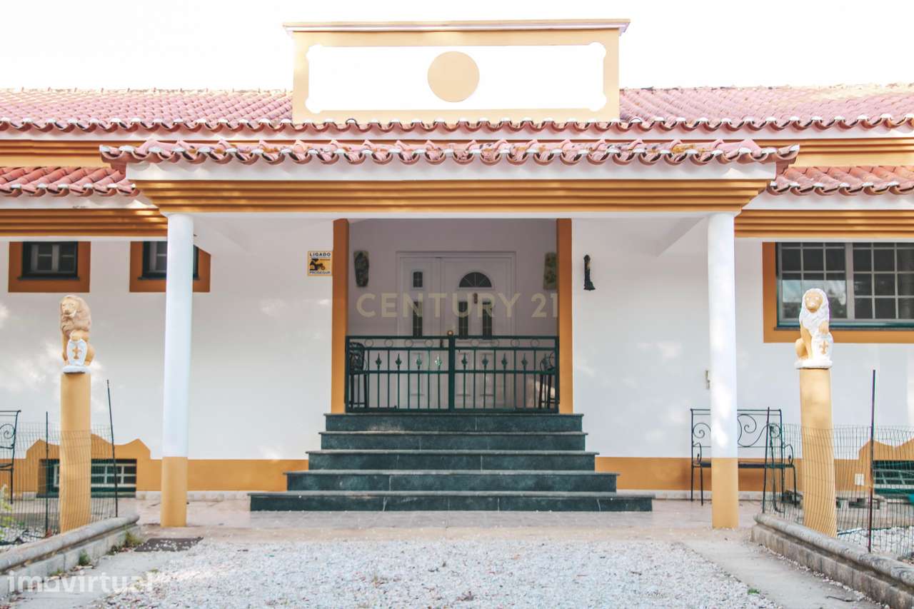 Quinta com moradia, 2,3 hectares, autonomia energética e hídrica em El - Grande imagem: 3/49