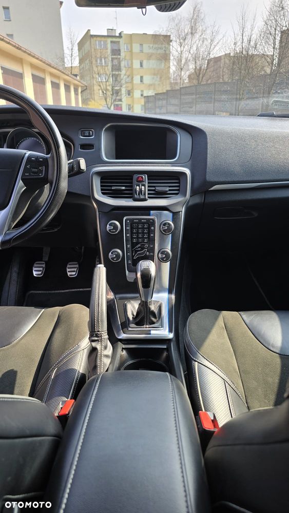 Volvo V40 2015 photo 4