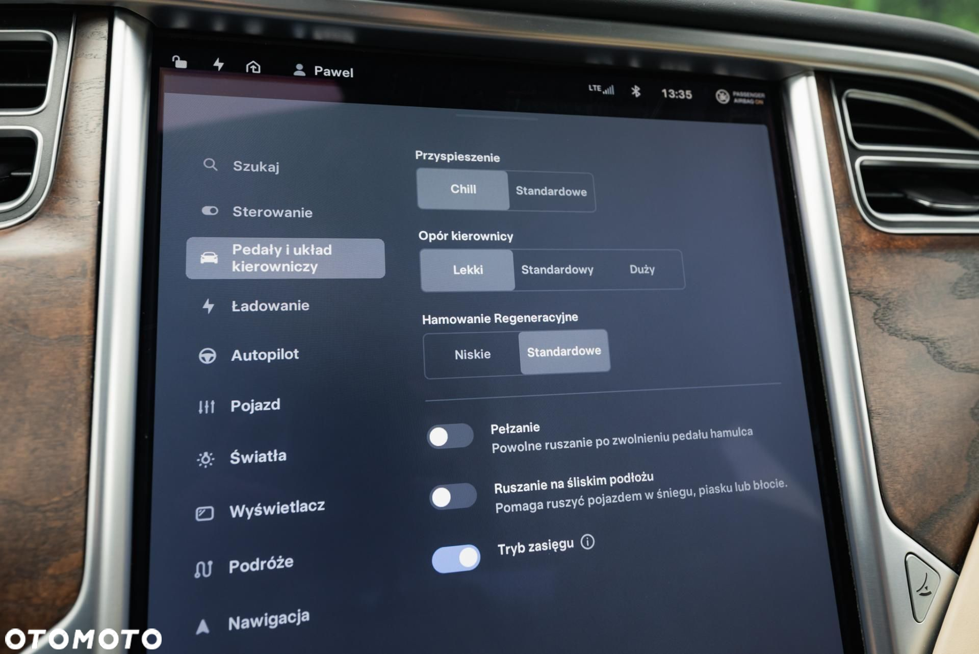 Tesla Model S - 22