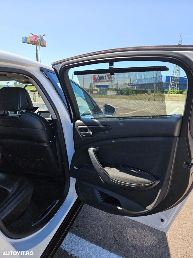 Citroën C5 2.0 HDI BVM6 H3+ Exclusive - 10