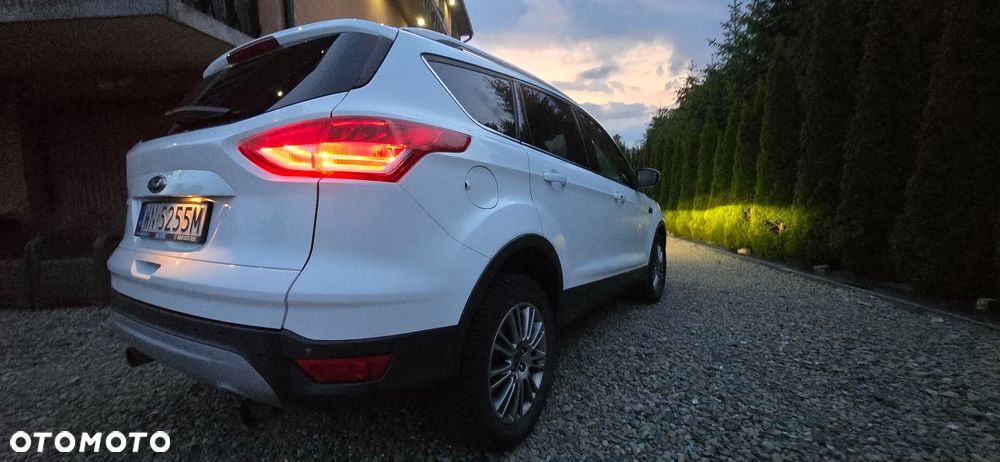 Ford Kuga 1.6 EcoBoost 4WD Titanium - 2
