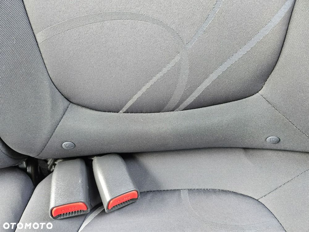 Chevrolet Spark - 17