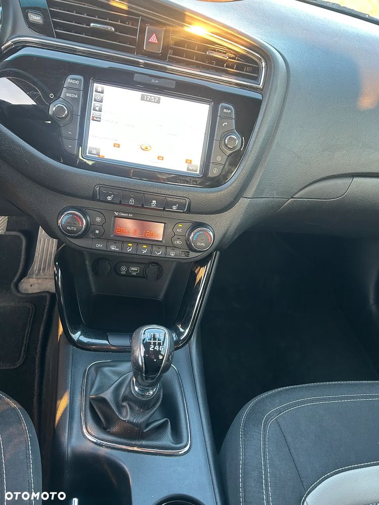 Kia Ceed 1.6 CRDi 136 ISG Platinum Edition - 22