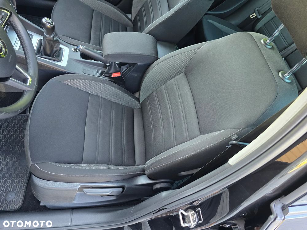Skoda Octavia 1.6 TDI Premium Edition - 15