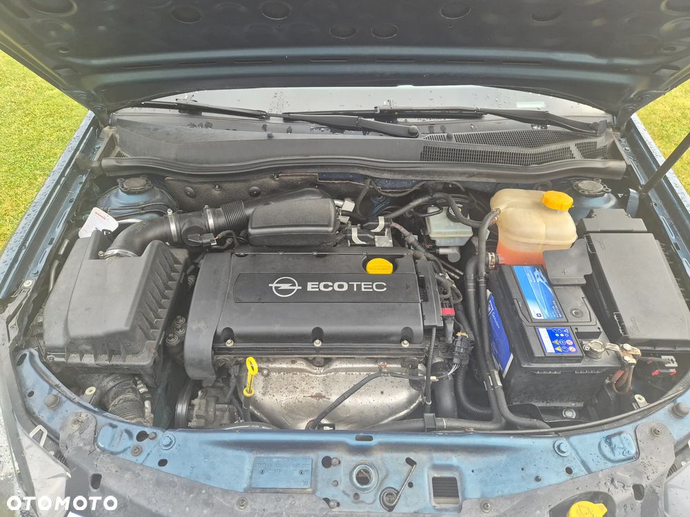 Opel Astra 1.6 - 10