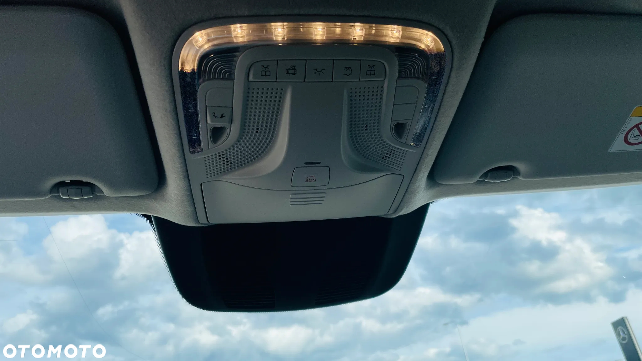 Mercedes-Benz Vito - 17